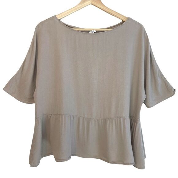 Gentle Fawn 100% Viscose Oversize Peplum Top - Picture 5 of 7